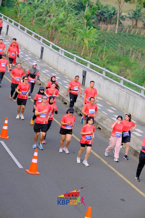 Race photo from CISANGKAN KBP CITY RUN 2025