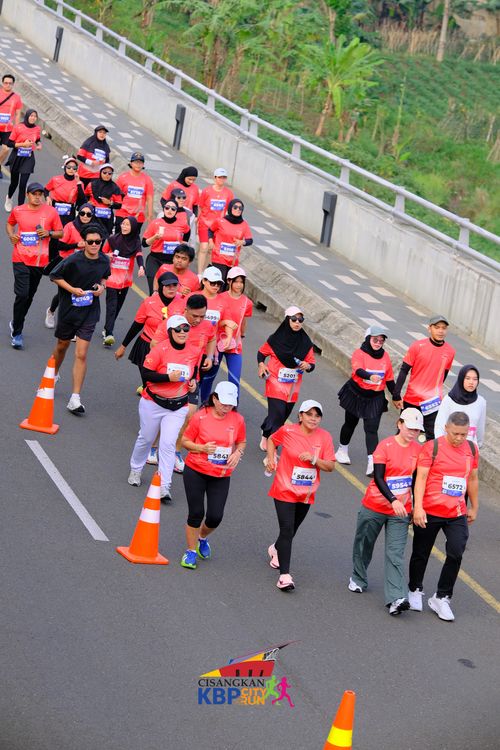 Race photo from CISANGKAN KBP CITY RUN 2025