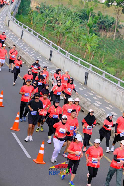 Race photo from CISANGKAN KBP CITY RUN 2025