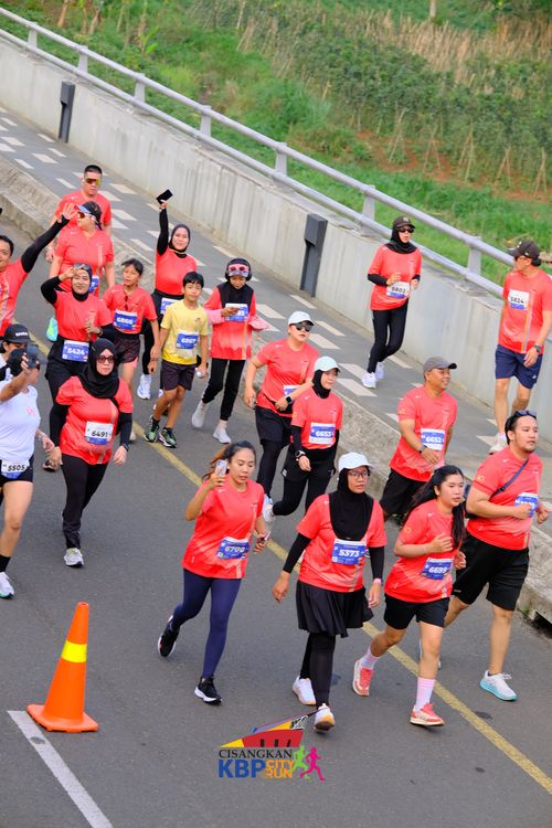 Race photo from CISANGKAN KBP CITY RUN 2025