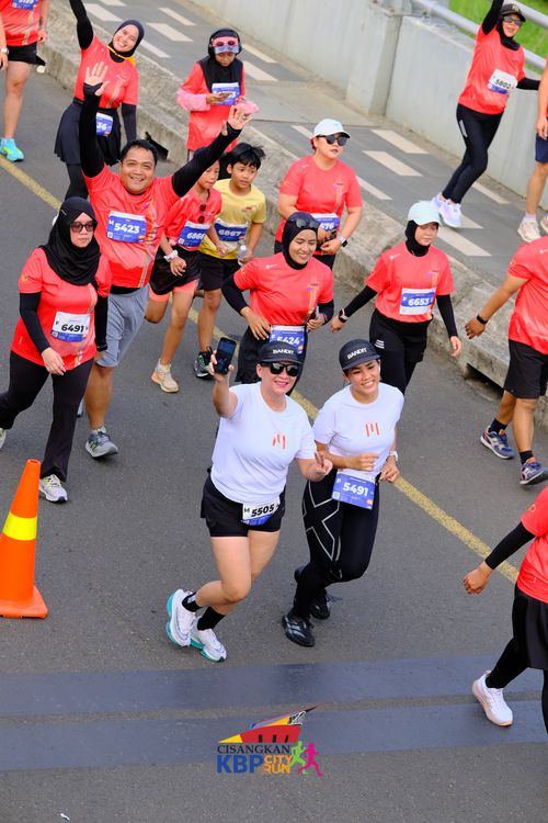 Race photo from CISANGKAN KBP CITY RUN 2025