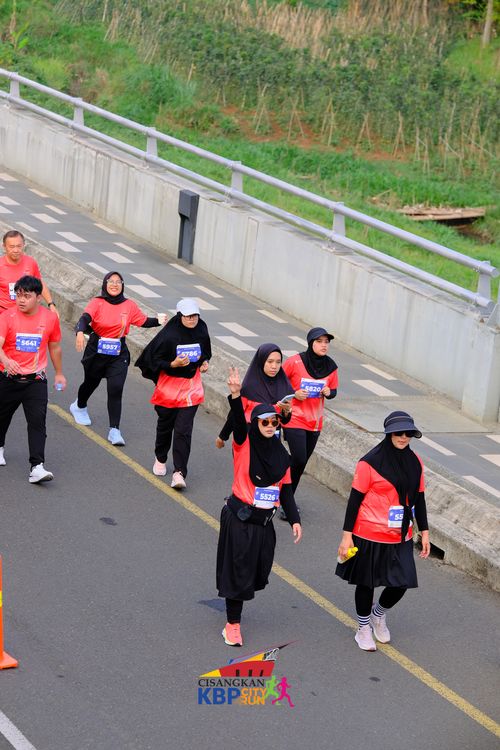 Race photo from CISANGKAN KBP CITY RUN 2025