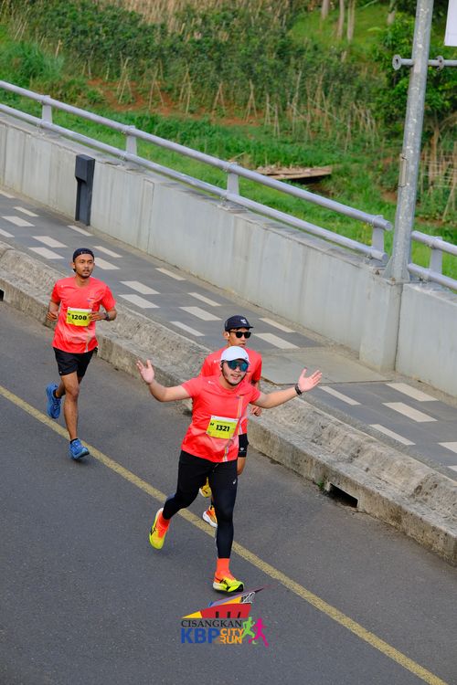 Race photo from CISANGKAN KBP CITY RUN 2025