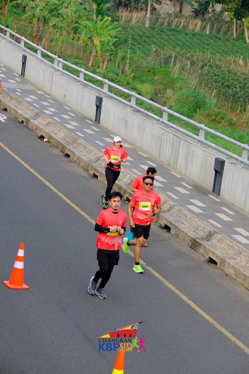 Race photo from CISANGKAN KBP CITY RUN 2025