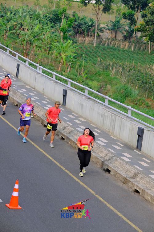 Race photo from CISANGKAN KBP CITY RUN 2025