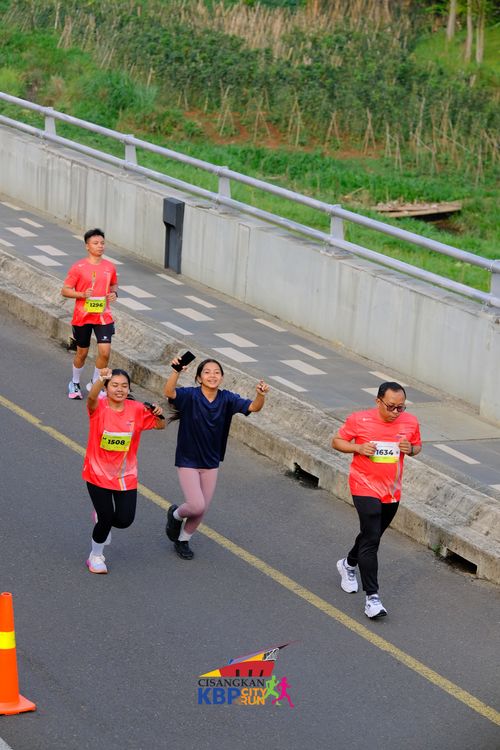 Race photo from CISANGKAN KBP CITY RUN 2025