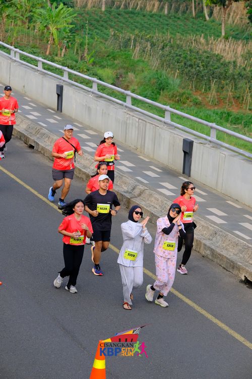 Race photo from CISANGKAN KBP CITY RUN 2025