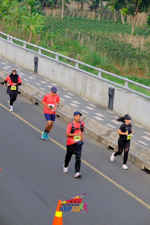 Race photo from CISANGKAN KBP CITY RUN 2025