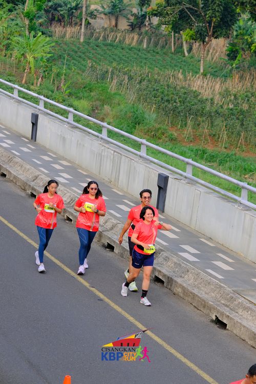 Race photo from CISANGKAN KBP CITY RUN 2025