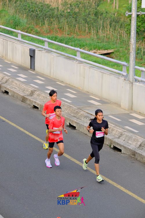 Race photo from CISANGKAN KBP CITY RUN 2025