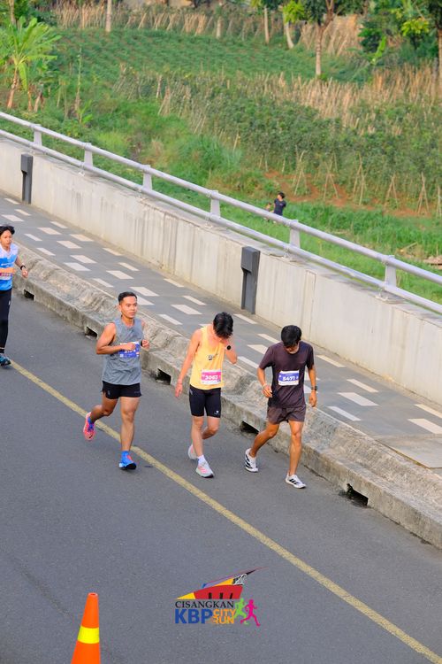 Race photo from CISANGKAN KBP CITY RUN 2025