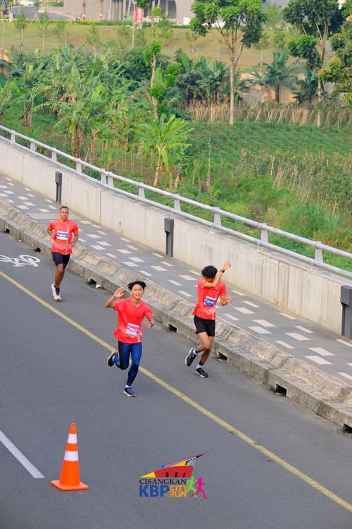 Race photo from CISANGKAN KBP CITY RUN 2025