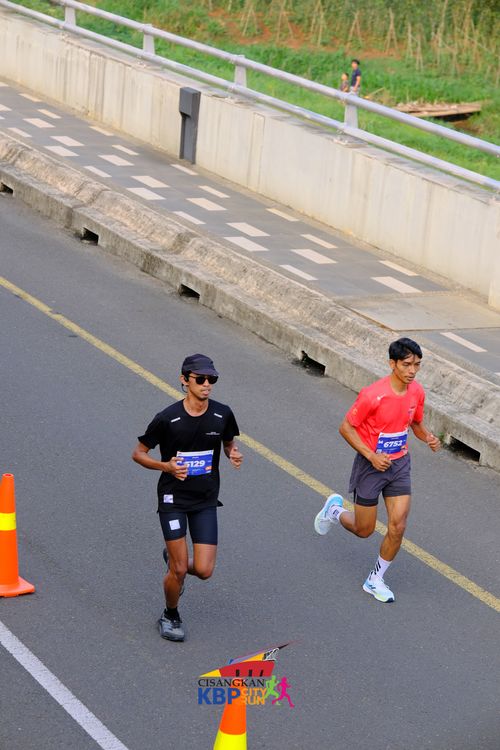 Race photo from CISANGKAN KBP CITY RUN 2025