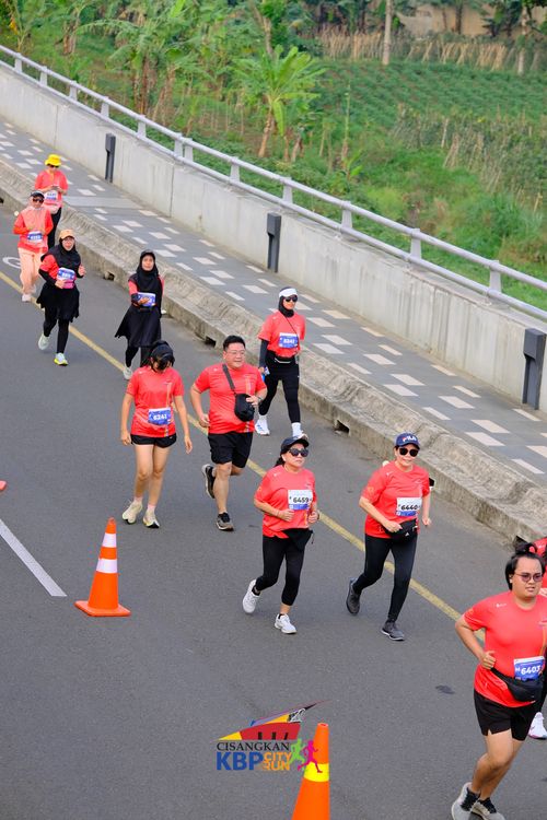 Race photo from CISANGKAN KBP CITY RUN 2025