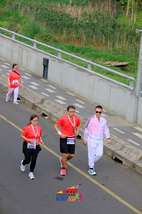 Race photo from CISANGKAN KBP CITY RUN 2025