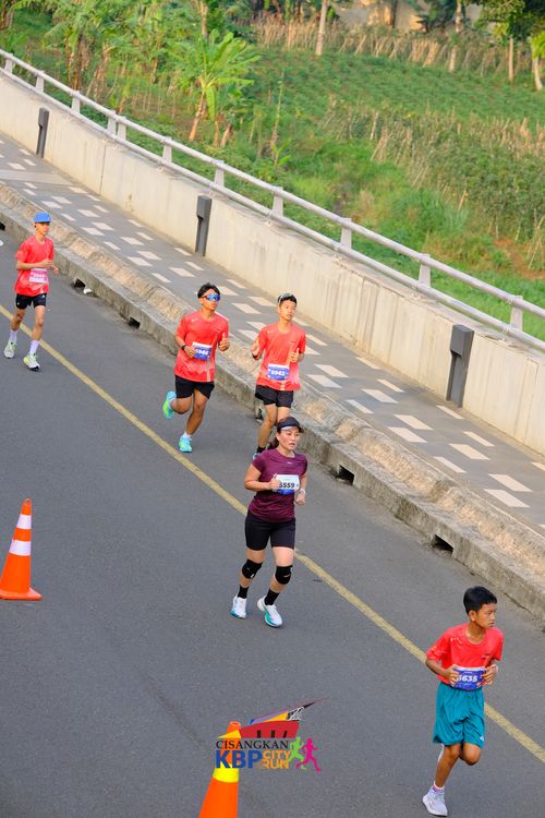 Race photo from CISANGKAN KBP CITY RUN 2025