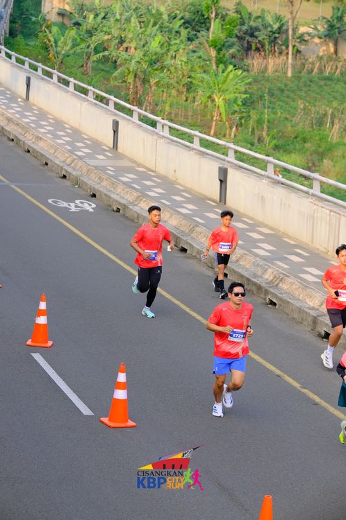 Race photo from CISANGKAN KBP CITY RUN 2025