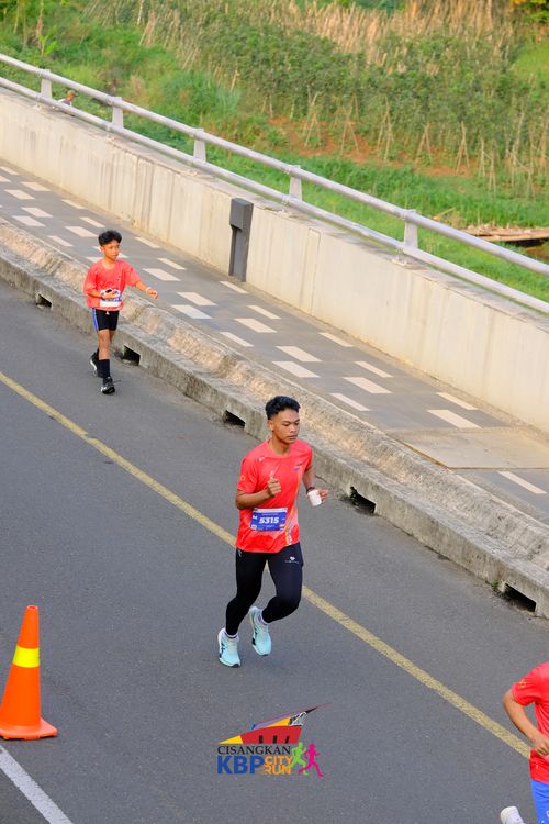 Race photo from CISANGKAN KBP CITY RUN 2025