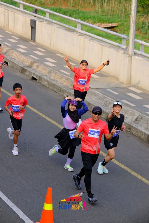 Race photo from CISANGKAN KBP CITY RUN 2025