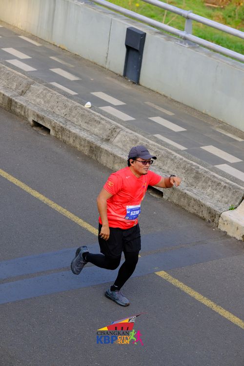 Race photo from CISANGKAN KBP CITY RUN 2025