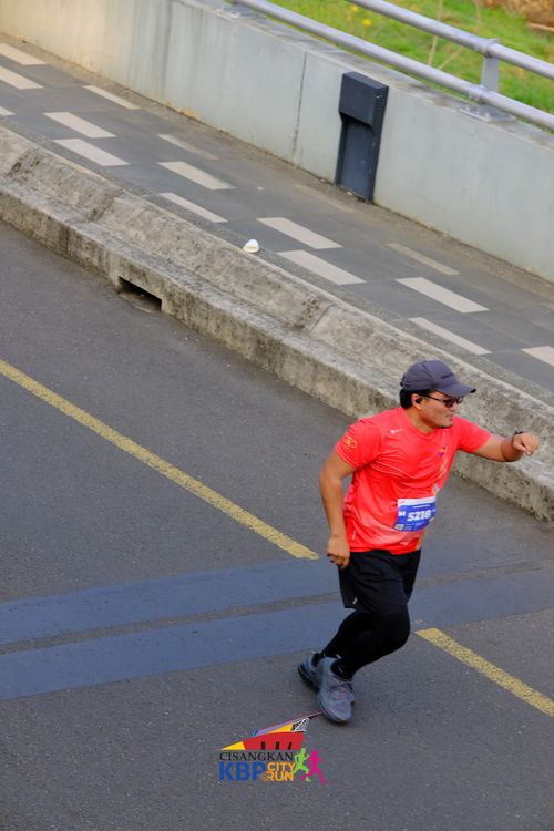 Race photo from CISANGKAN KBP CITY RUN 2025