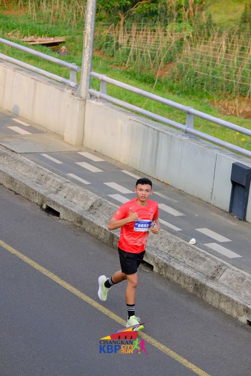 Race photo from CISANGKAN KBP CITY RUN 2025