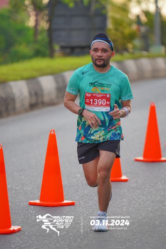 Race photo from Arutmin Borneo Run 2024