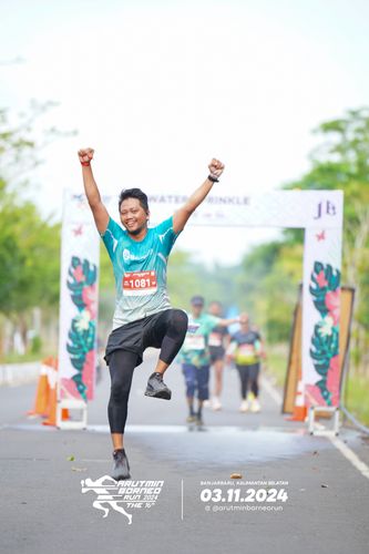 Race photo from Arutmin Borneo Run 2024