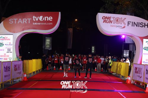 Race photo from ONE RUN 10 K