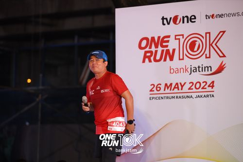 Race photo from ONE RUN 10 K