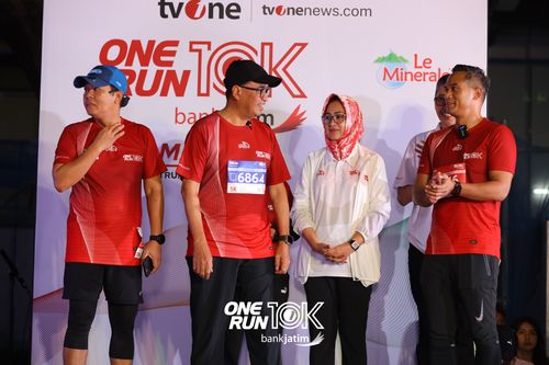 Race photo from ONE RUN 10 K