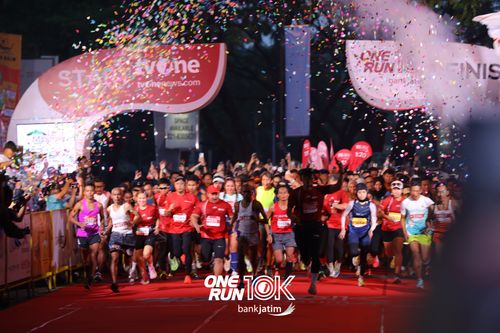 Race photo from ONE RUN 10 K
