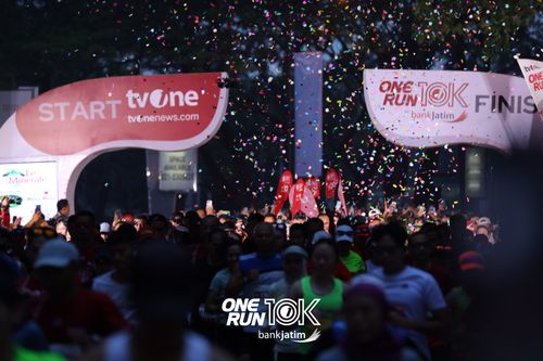 Race photo from ONE RUN 10 K