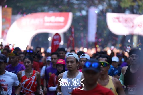 Race photo from ONE RUN 10 K