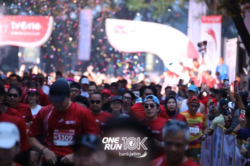 Race photo from ONE RUN 10 K