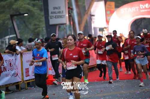 Race photo from ONE RUN 10 K