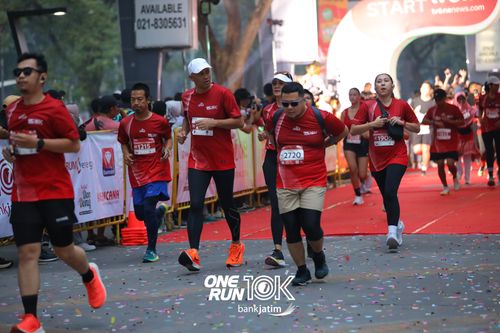 Race photo from ONE RUN 10 K