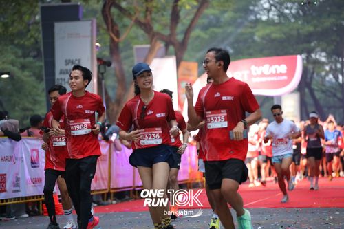 Race photo from ONE RUN 10 K