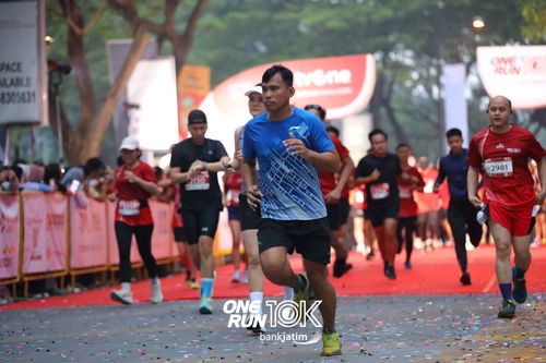 Race photo from ONE RUN 10 K