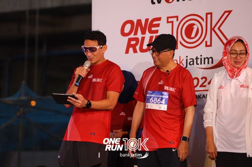 Race photo from ONE RUN 10 K