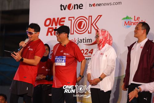 Race photo from ONE RUN 10 K