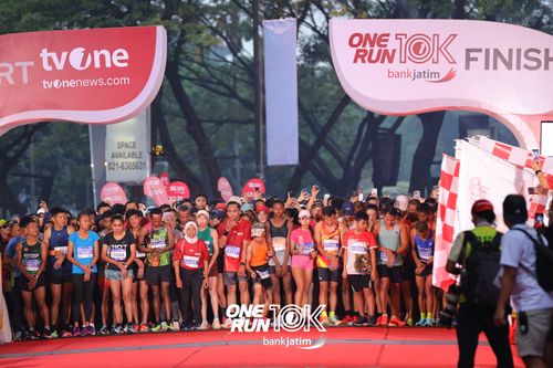 Race photo from ONE RUN 10 K