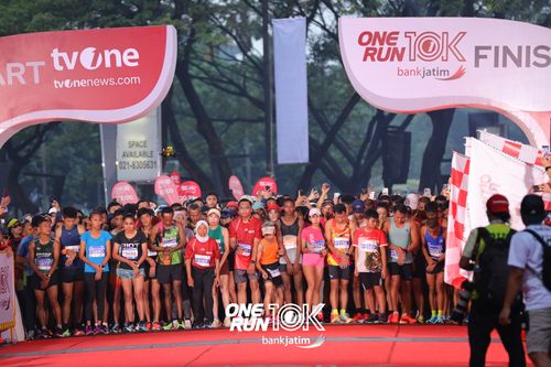 Race photo from ONE RUN 10 K