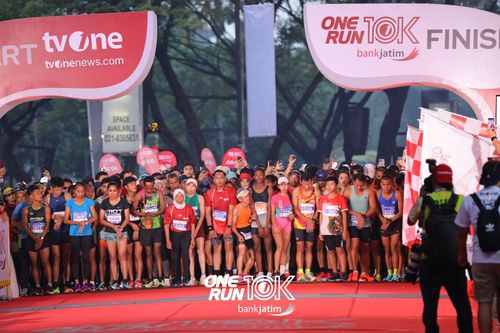 Race photo from ONE RUN 10 K