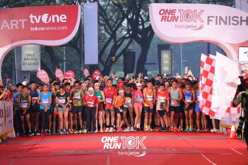 Race photo from ONE RUN 10 K
