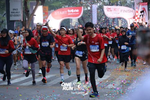 Race photo from ONE RUN 10 K