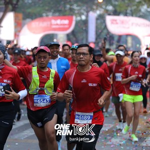 Race photo from HELLO WORLD RUN 2026 - 121