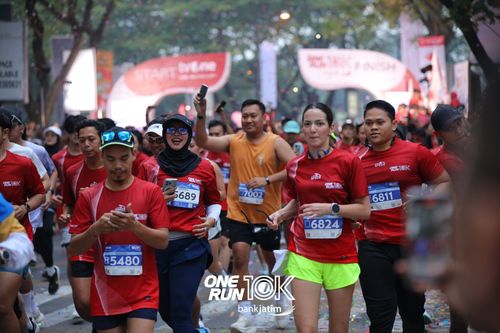 Race photo from ONE RUN 10 K