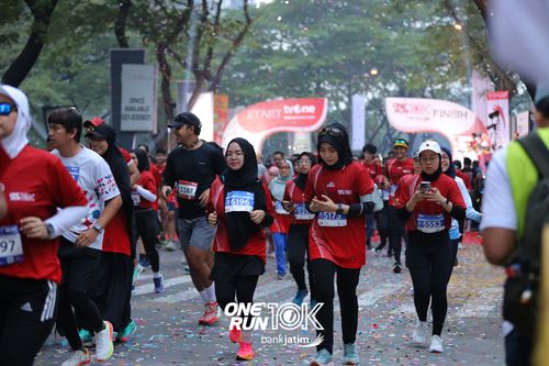 Race photo from ONE RUN 10 K