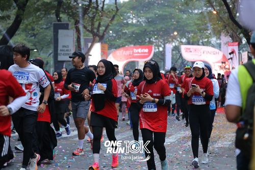 Race photo from ONE RUN 10 K
